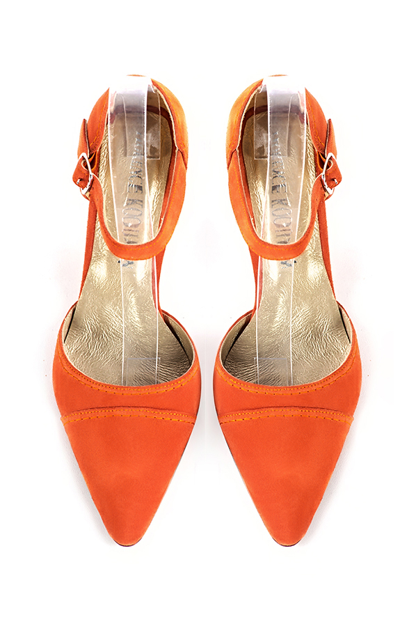 Women's clementine orange elegant closed-back heels, with an instep strap. Tapered toe. Medium spool heels - Top view
